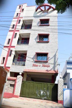 Spacious and Comfortable 3BHK for Travellers